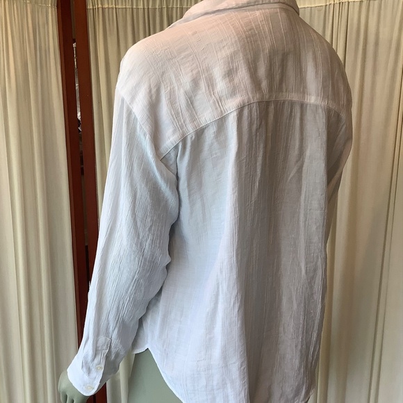 Abercrombie & Fitch White Oversized Crinkle Gauzy Shirt Button Down Size Small - Picture 6 of 7